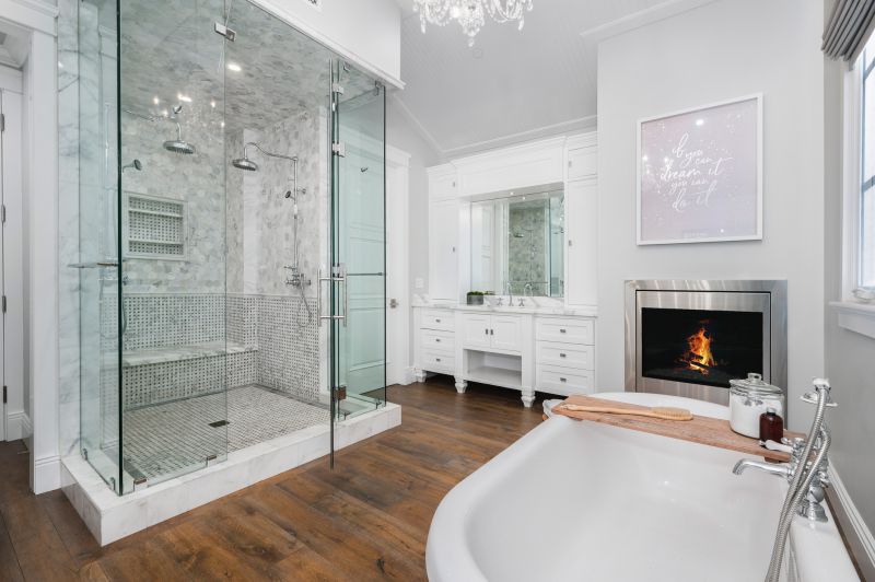 Luxury Master Bathrooms